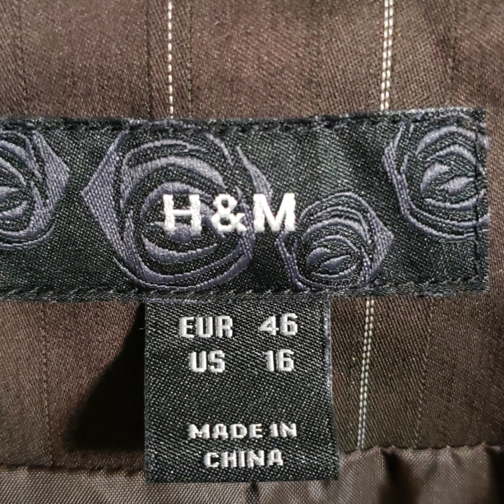 Womens Jacket - Picture 3 of 7